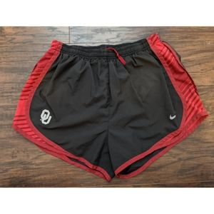 Nike tempo shorts OU